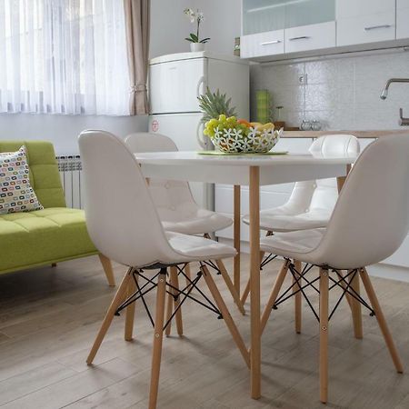 Apartment Vir Karlovac Eksteriør billede