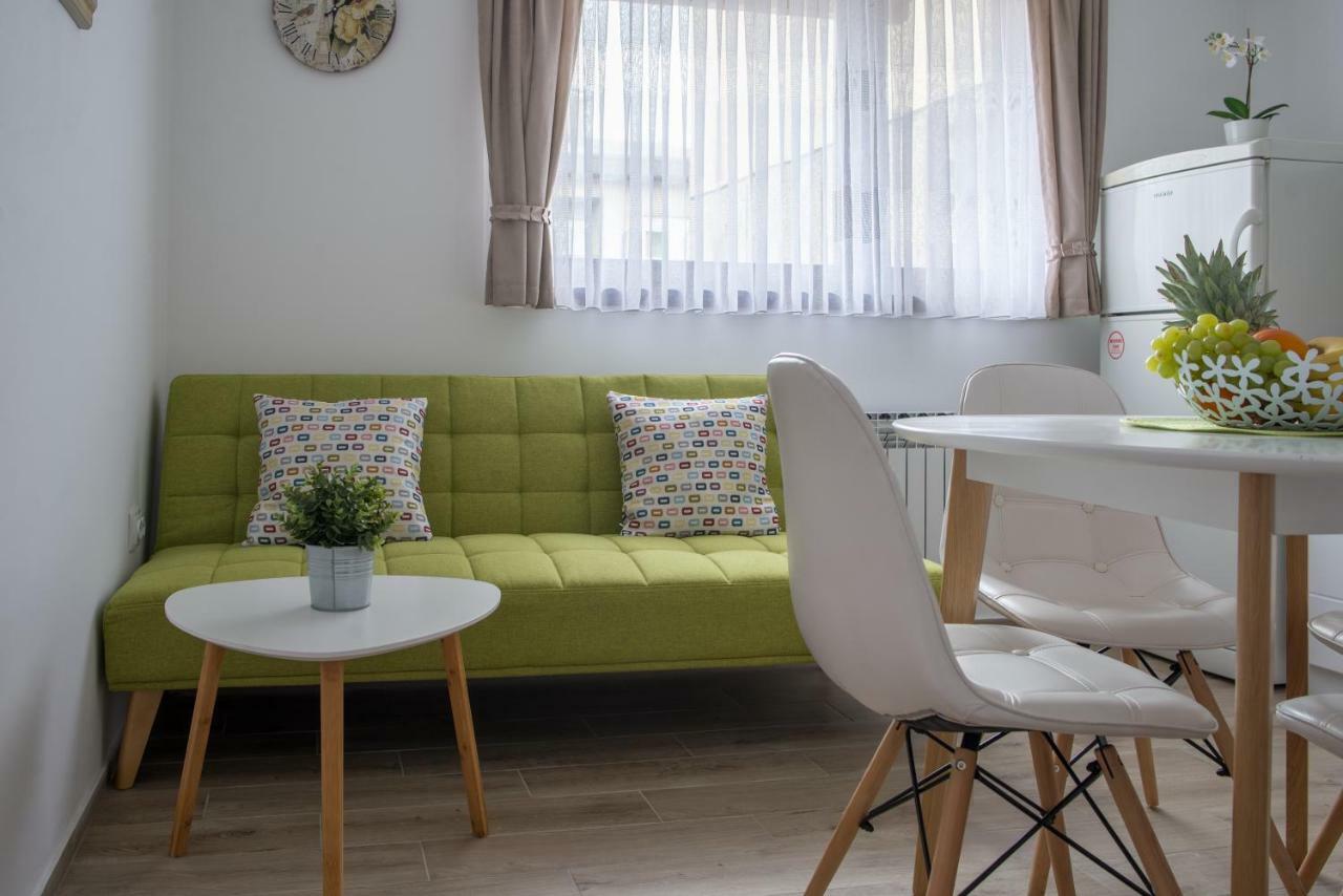 Apartment Vir Karlovac Eksteriør billede